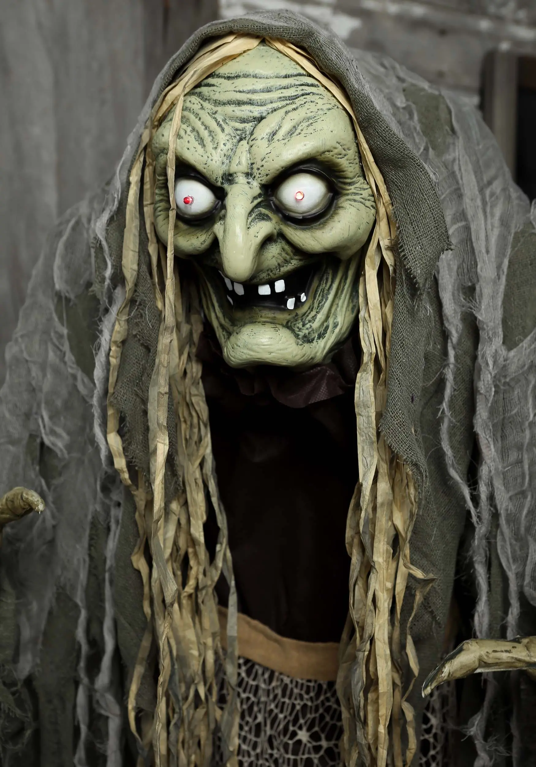Hag The Witch 5ft Animatronic 6 Hag The Witch 5ft Animatronic - Image 4