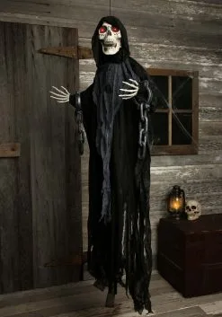 Animated Hanging Reaper With Chains 6 Animated Hanging Reaper With Chains -Animatronics Shop animated hanging reaper in chains alt 1