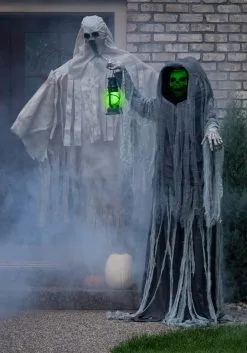 Animated Looming Phantom Decoration -Animatronics Shop looming phantom animated decoration alt 1